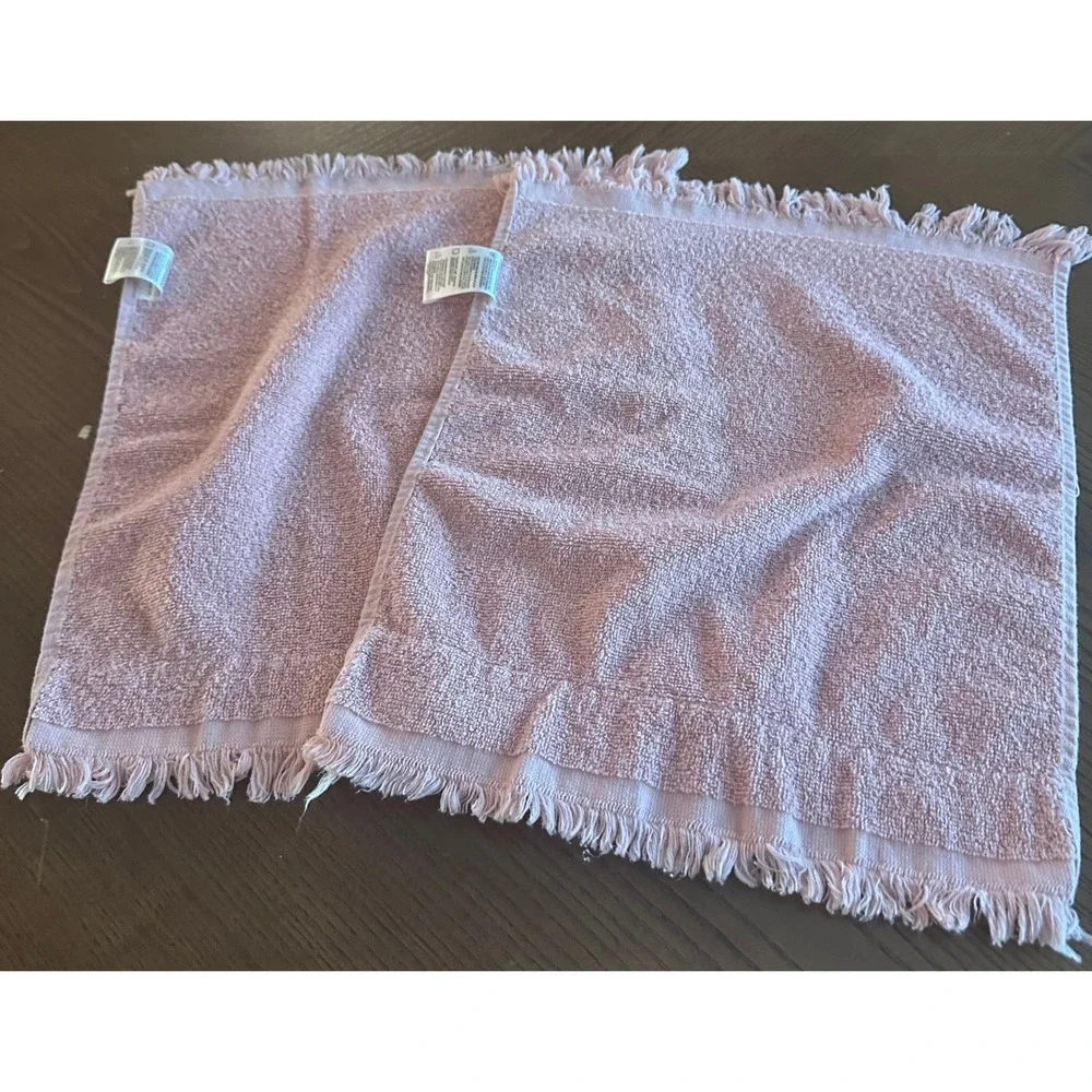 Saturday Knight Ltd Pink Hand Towels Set of 2 Crochet Lace Trim Fringe 13 x 17
